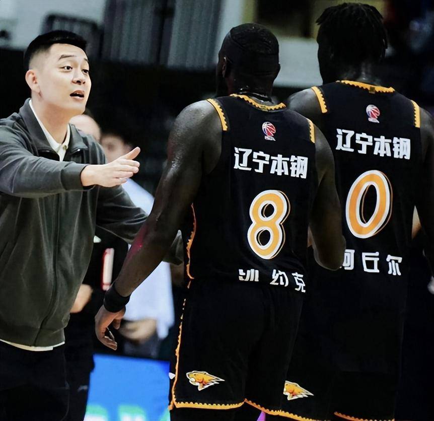 辽宁队在与山西队的比赛中保持了领先地位