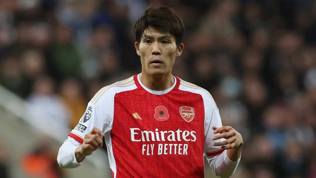 日本冲击世界杯冠军需要富安健洋他要尽快找到下家(日本举办足球世界杯)