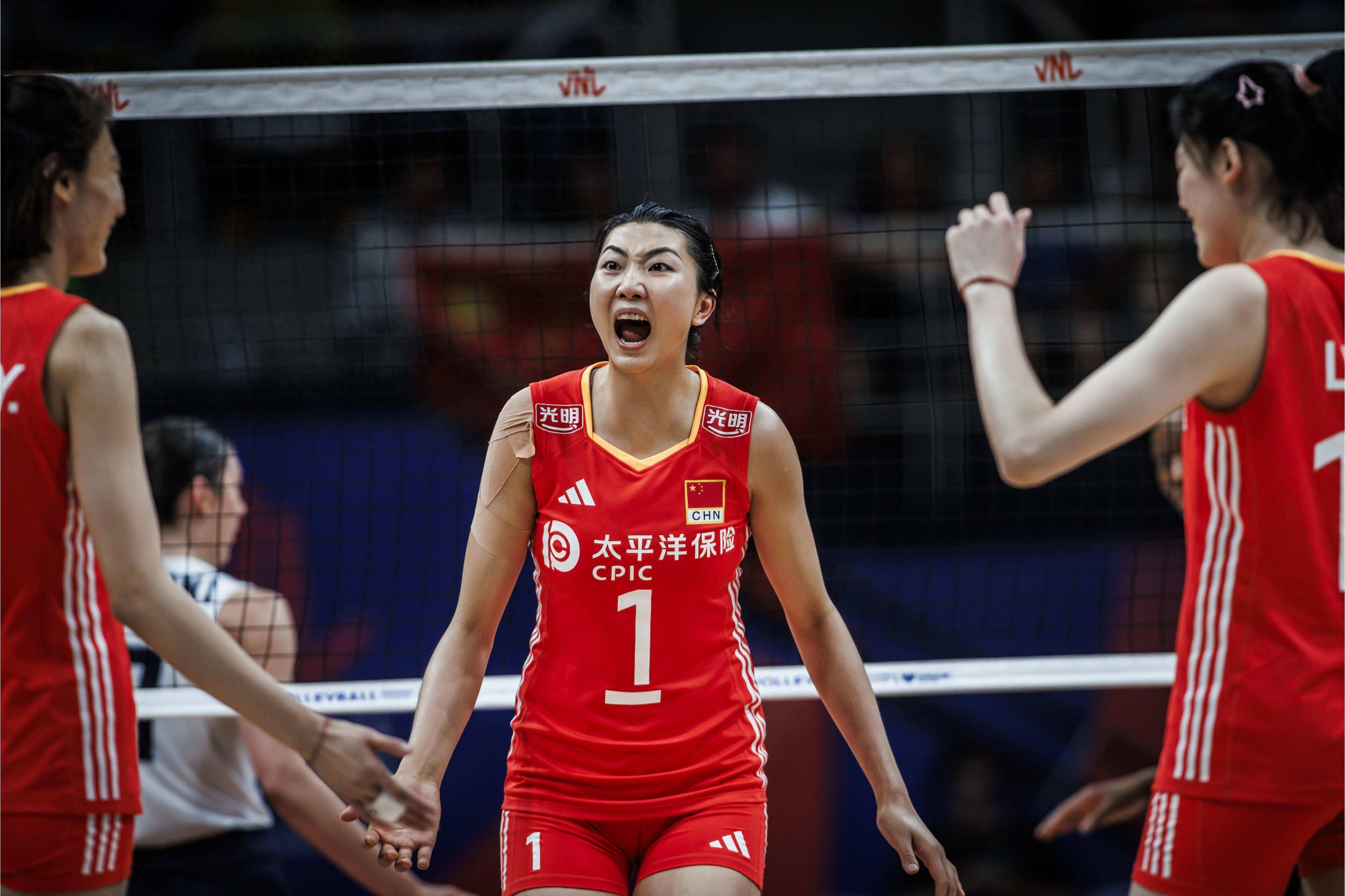 九游体育-关于惊天大逆转！世联赛-中国女排3-2美国队的信息