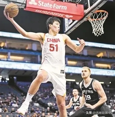 关于队记给杨瀚森评B-!速度慢让我担心现在对手不会在NBA的信息