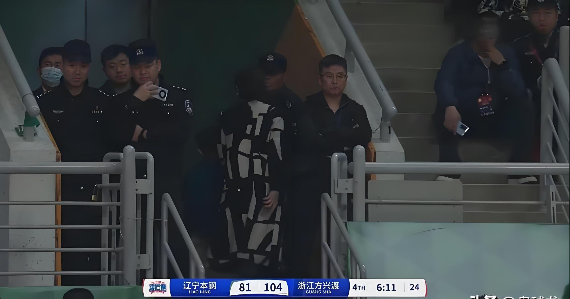 3破纪录+狂揽16万观众！中超中甲同夜刷新纪录，辽宁一夜贡献10万(335双光环dkt天赋)
